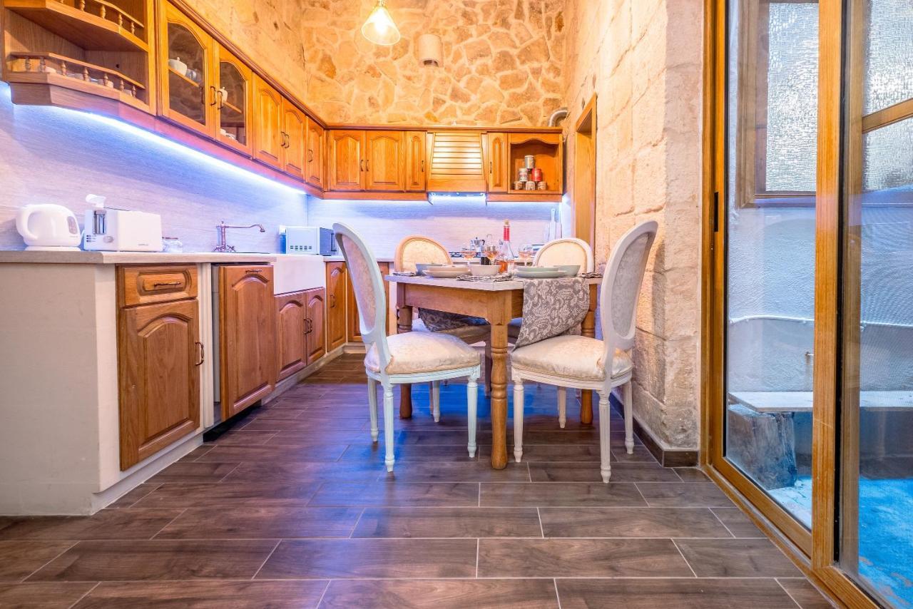 Апартаменты Kharmen A 1565S House With Seaviews Биргу Экстерьер фото